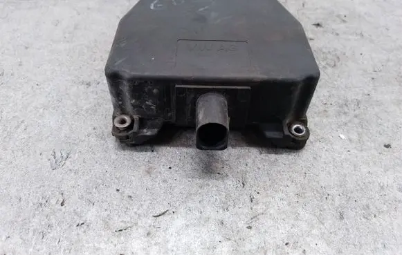 Volkswagen Golf V Electromagnetic valve 600906625