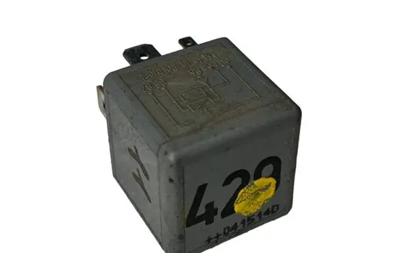 Volkswagen Golf IV Other relay 1J0906381 V23134B63X383