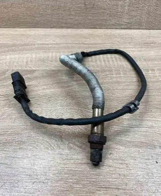 BMW 3 E90 E91 Lambda probe sensor 7596924 0258027019