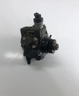 Nissan Qashqai Fuel injection high pressure pump H8200690744 8200679828 0445010170