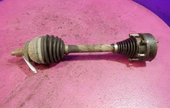 Skoda Praktik (5J8) Front driveshaft