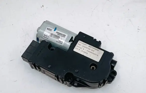 Chrysler Pacifica Sunroof motor/actuator 68274062AE 0000002359