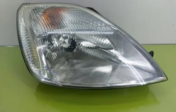 Ford Fiesta Headlight/headlamp 2S6X13WD29AJ