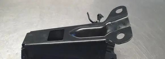 Volvo S80 Radiator support slam panel bracket 