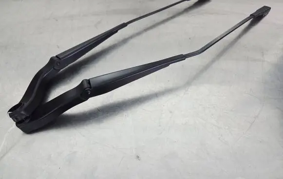 Mercedes-Benz B W245 Front wiper blade arm A1698200140 A1698200240
