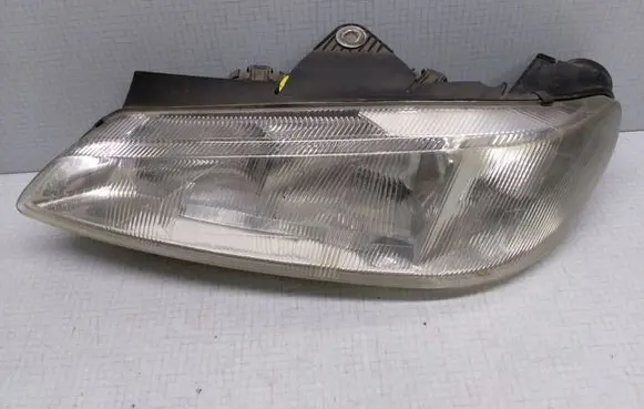 Peugeot 406 Headlight/headlamp 0301037421 1305219068