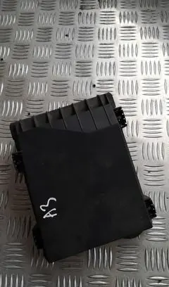 Audi A3 S3 8P Fuse box cover 1k0937132d