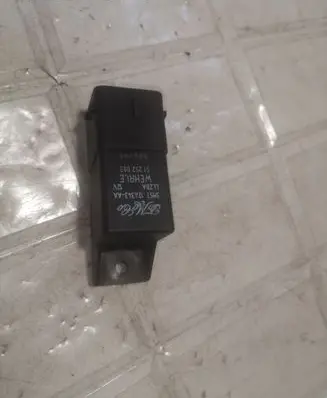 Ford Focus C-MAX Glow plug pre-heat relay 3M5T12A343AA