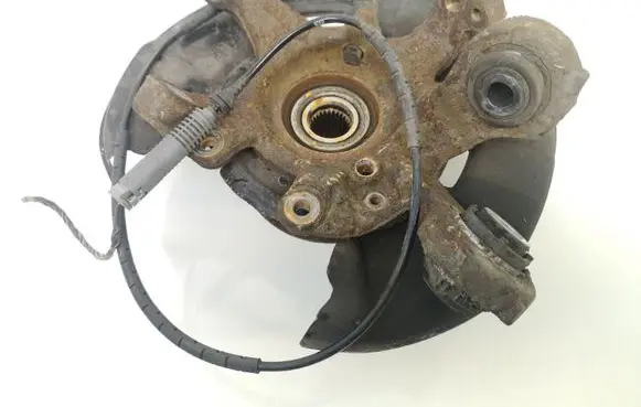BMW 1 E81 E87 Rear wheel hub spindle/knuckle 8762858 6764368 6762466