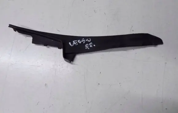 Toyota Corolla Verso AR10 Front arch trim 538230F010