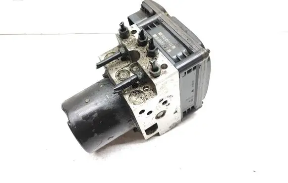 BMW 5 E60 E61 ABS Pump 6774679 34516774679 0265250217