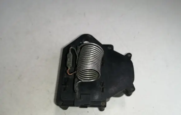Coolant fan relay
