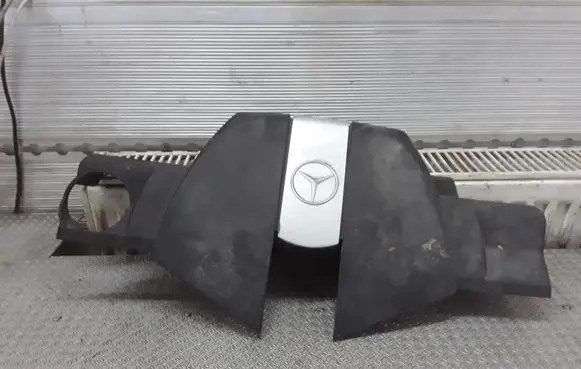 Mercedes-Benz C W203 Engine cover (trim) A1120100467