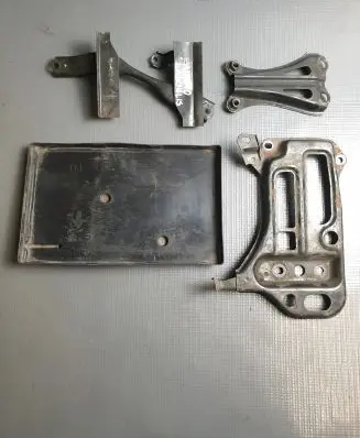 Toyota Avensis T270 Battery tray 7443105100