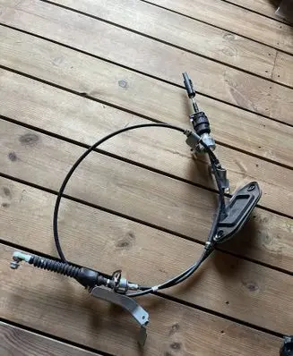 Toyota RAV 4 (XA50) Gear shift cable linkage REFD