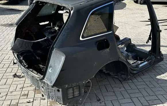 Audi Q7 4M Rear quarter panel