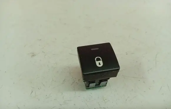 Citroen Berlingo Central locking switch button 96582880XT