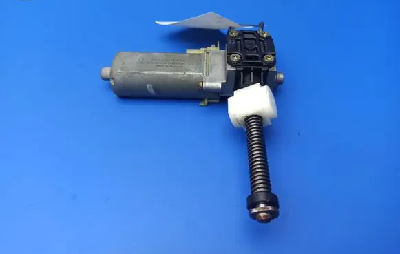 BMW 7 E65 E66 Seat adjustment motor 0095877 0390201957