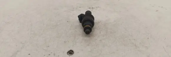 Audi A6 S6 C5 4B Fuel injector 0280150447