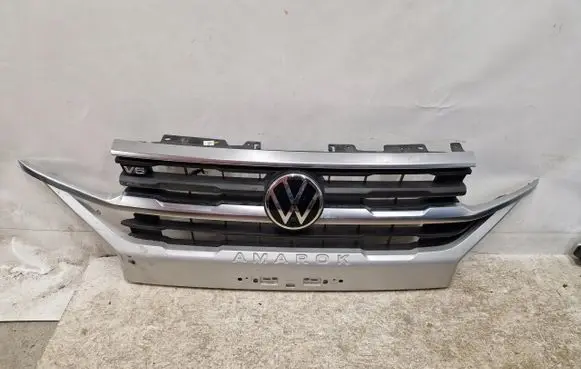 Volkswagen Amarok II Front bumper upper radiator grill