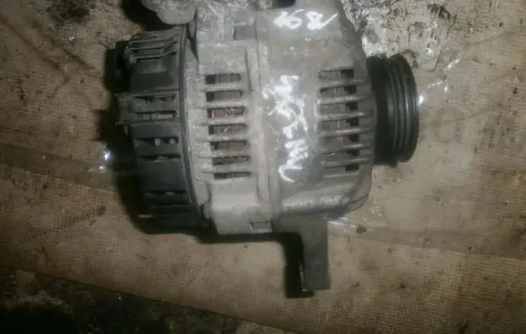 Renault Scenic I Generator/alternator 7700866507