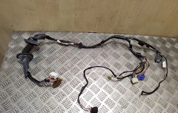 Mitsubishi Outlander Front door wiring loom 8512A377