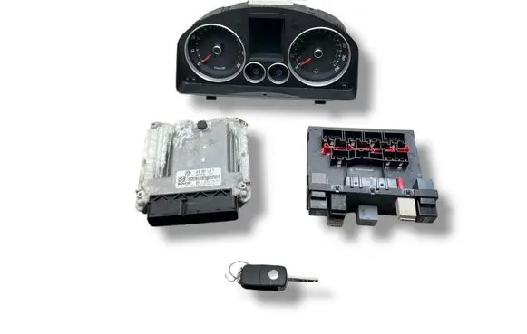 Volkswagen Golf V Engine ECU kit and lock set 1K0907115F 0261S02217 1039S12233