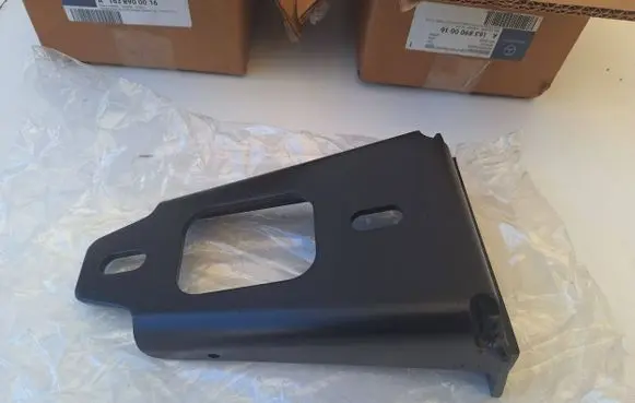 Mercedes-Benz ML W163 Other under body part 1638900016
