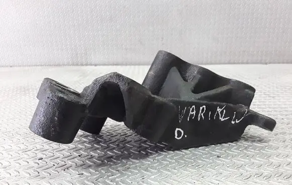 Honda CR-V Engine mounting bracket QE1008WYA