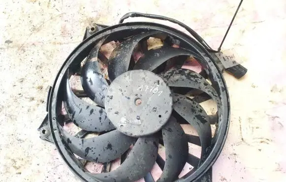 Peugeot 807 Radiator cooling fan shroud