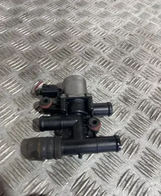 Audi A6 S6 C6 4F Coolant heater control valve 8E0820035