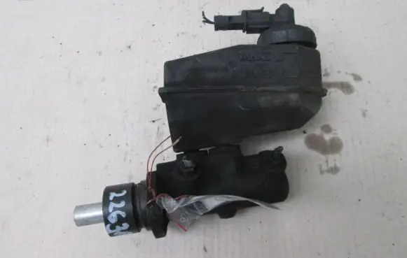 Renault Scenic I Master brake cylinder