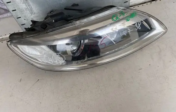 Audi Q7 4L Headlight/headlamp