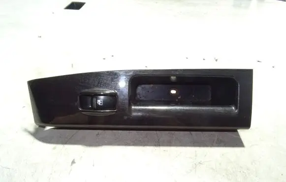 KIA Sorento Electric window control switch 478526C110
