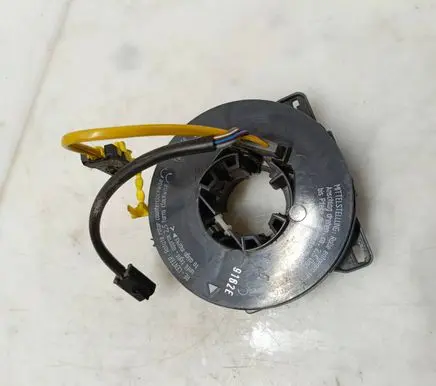 Opel Zafira A Airbag slip ring squib (SRS ring) 90588758