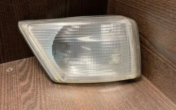 Iveco Daily 3rd gen Front indicator light 1315106149 504104467