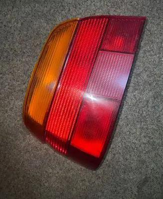 BMW 5 E39 Rear/tail lights 8358031 2VP00724001