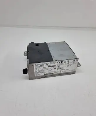 Radio/CD/DVD/GPS head unit