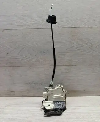 Audi A4 S4 B8 8K Rear door lock 8K0839015C