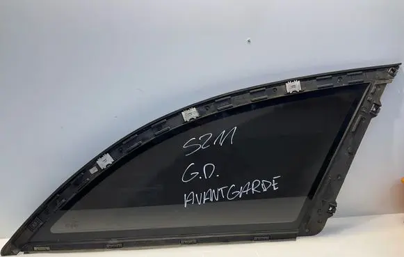 Mercedes-Benz E W211 Rear side window A2116702412 2116702412