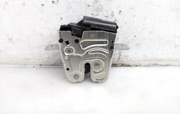 Mercedes-Benz A W176 Tailgate/trunk/boot lock/catch/latch A0987400200