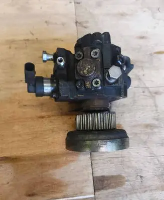 Audi Q7 4L Fuel injection high pressure pump 0445010154 07000099985 059130755S
