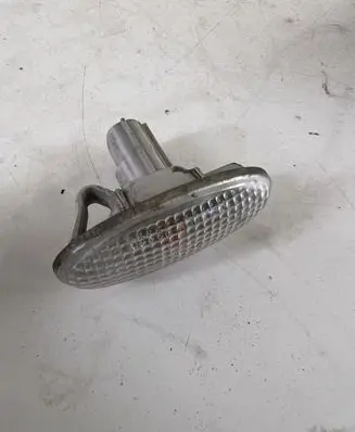 Mazda 6 Front fender indicator light