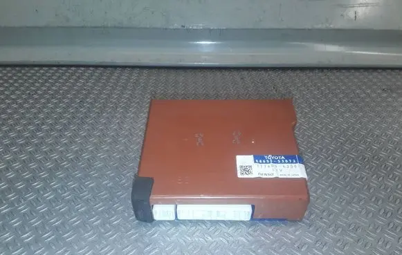Lexus IS 220D-250-350 Other control units/modules 8865053073