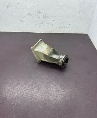 BMW 5 F10 F11 Driveshaft support bearing bracket 7600691