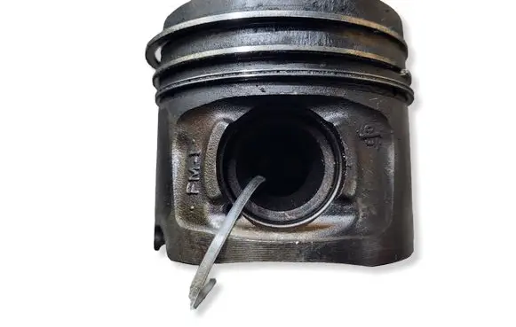 BMW 3 E90 E91 Piston N47