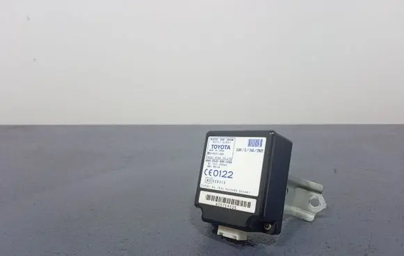 Toyota Yaris Verso Central locking relay 89741-52021