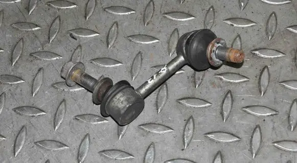 Lexus GS 250 350 300H 450H Front anti-roll bar/stabilizer link 