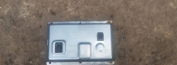 Citroen C4 I Xenon control unit/module 73010157F 89035114