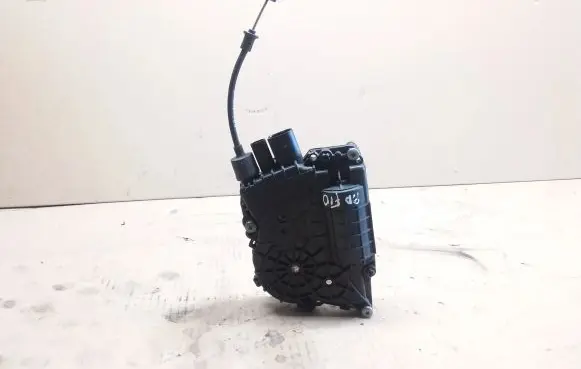 BMW 5 F10 F11 Front door soft close latching motor 4152309800
